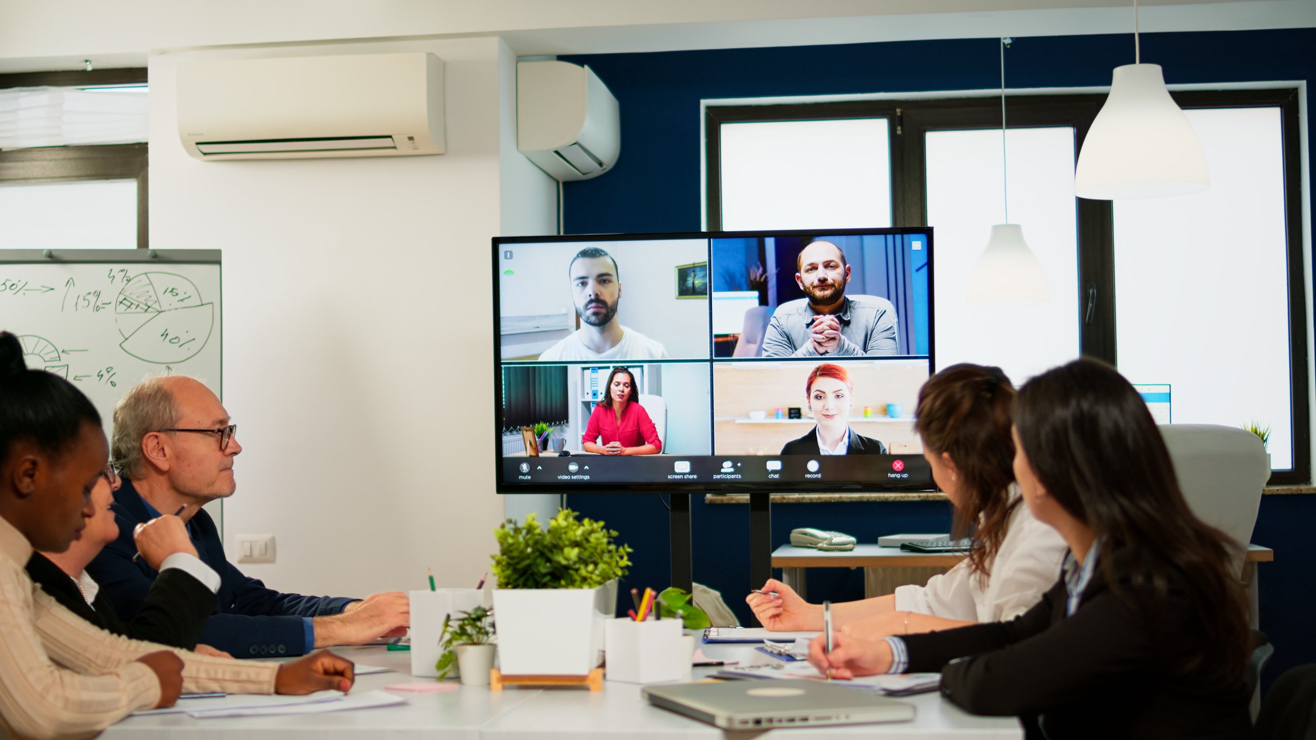 international remote team working together
